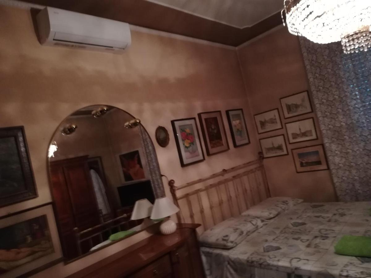 Casa Gramsci Bed & Breakfast Modena Bagian luar foto