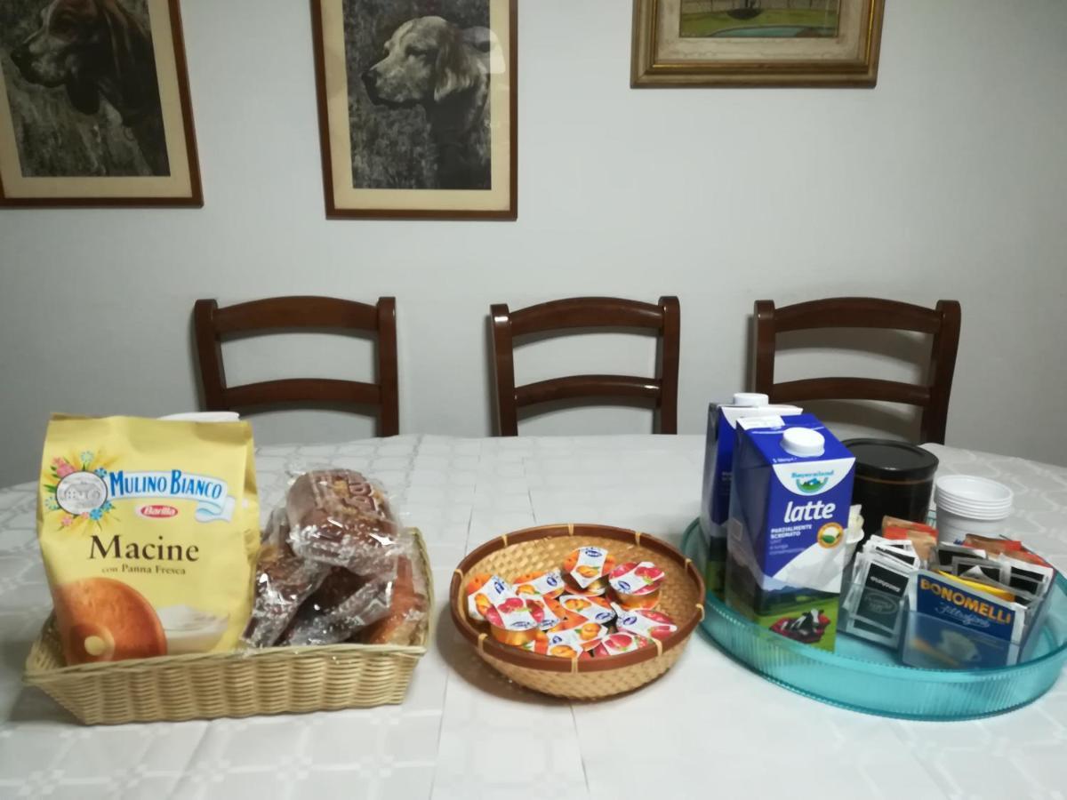Casa Gramsci Bed & Breakfast Modena Bagian luar foto