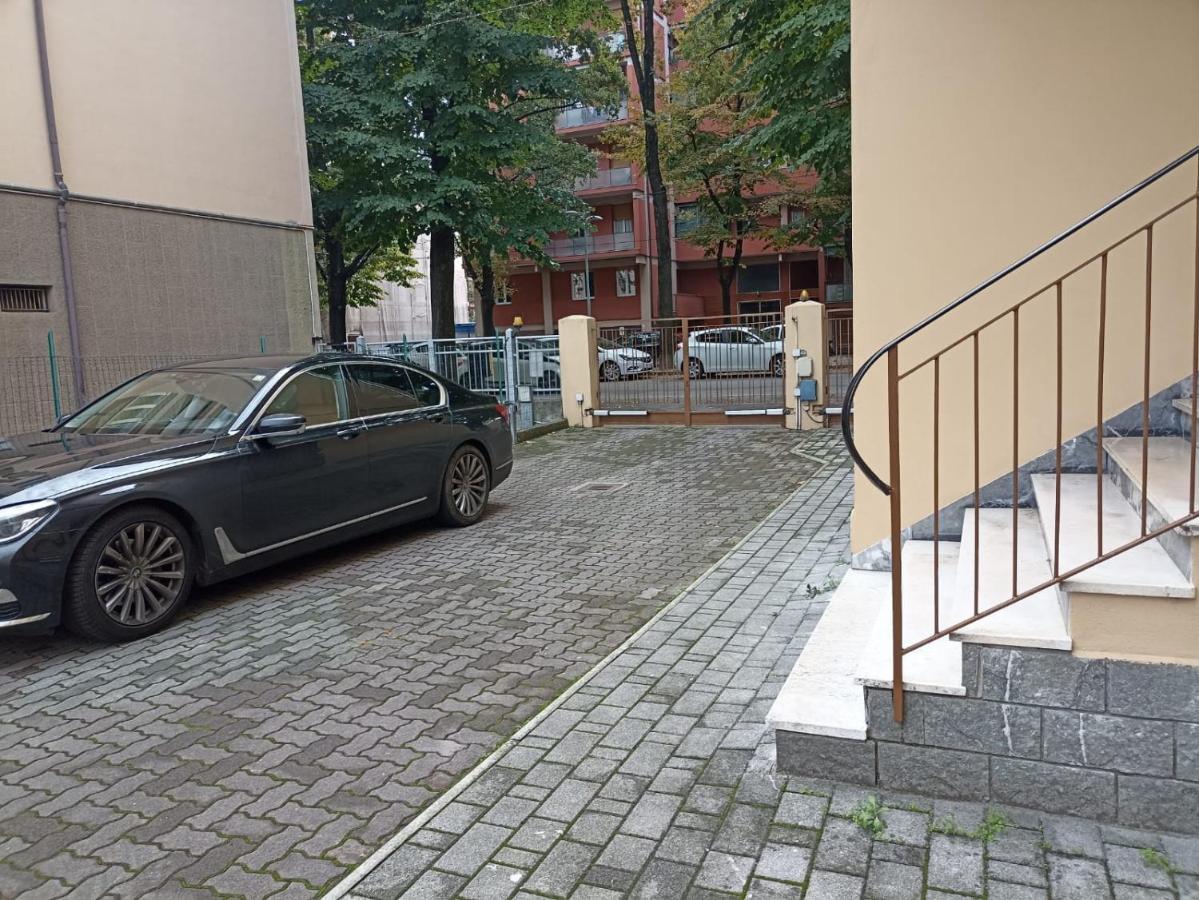 Casa Gramsci Bed & Breakfast Modena Bagian luar foto